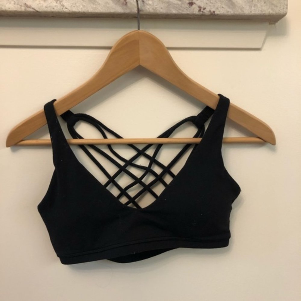 Aritzia TNA Sports Bra